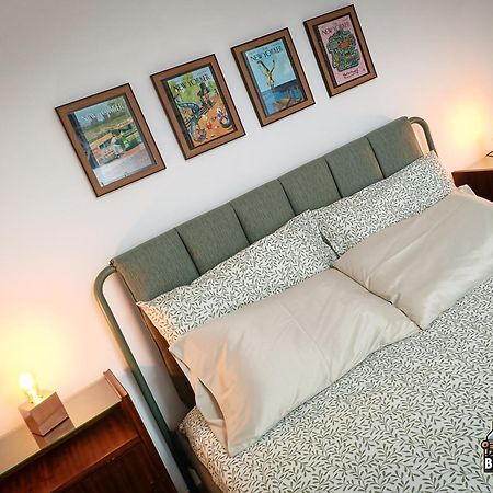 Bed And Gears - Industrial Design Loft Lägenhet Bari Exteriör bild